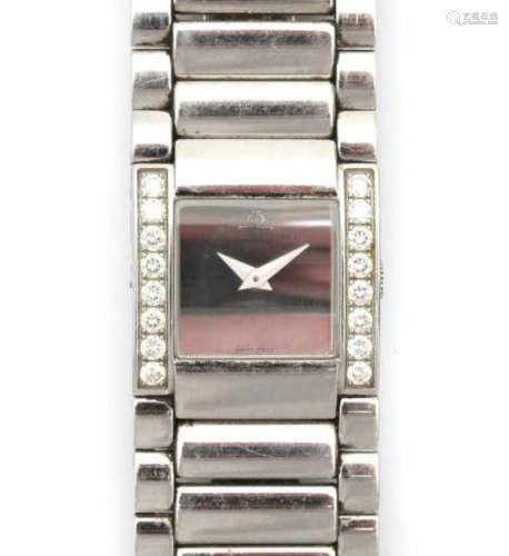 A steel lady's wrist watch with quartz hour of Baume & Mercier, model Catwalk, ref nr. MV 025200.