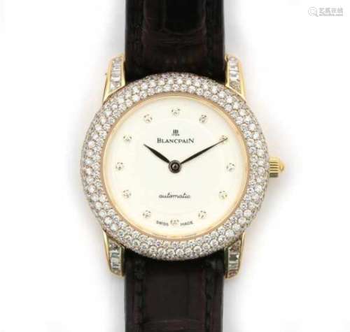 Blancpain ladies watch, model Villarette, with an automatic hour. 18 carat yellow gold round diamond