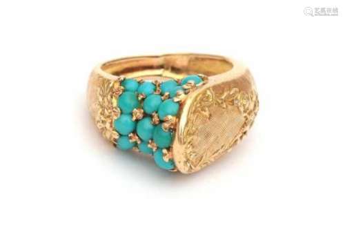 A yellow gold ring. 1960's - 1970's Italian. Set with cabochon cut turquoises. Mount decorated