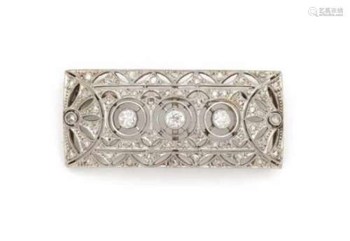 Edwardian platinum and diamond brooch converted of a necklace du chien. Rectangular design set