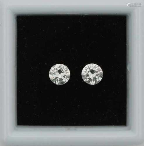 Lot of two loose brilliant cut diamonds, total 0.48 ct., ca. E-F, VS1.Weight: ca. 0.48 ct.