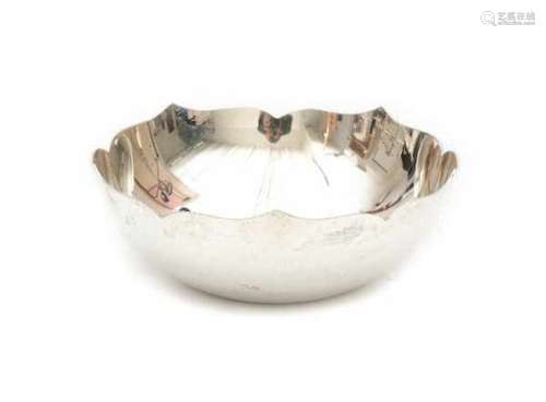 A Dutch Sterling silver bowl. Maker's mark Steltman, The Hague. Year letter 2007Weight: 134