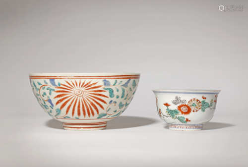 TWO JAPANESE KAKIEMON-STYLE ARITA BOWLS