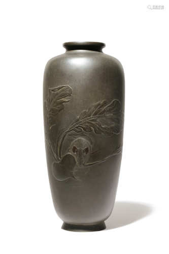 A JAPANESE BRONZE VASE BY GENRYUSAI SEIYA