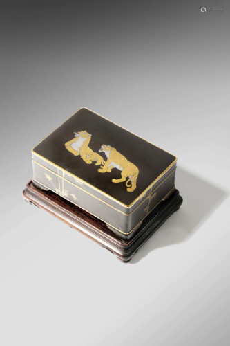 A JAPANESE KOMAI INLAID IRON BOX AND COVER