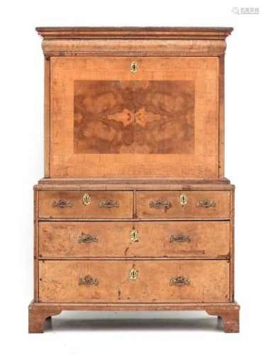 An English mahogany secretaire. The front with drawers. 18th century.Dimensions 170 x 118 x 54