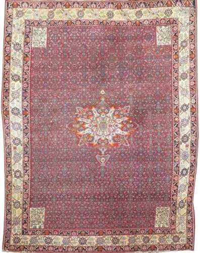 An oriental carpet, Bidjar. 20th century.Dimensions 330 x 226 cm.- - -29.00 % buyer's premium on the