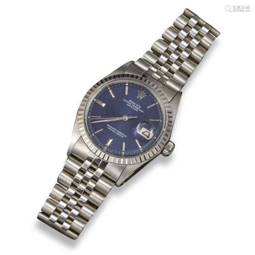 A gentleman's Datejust Oyster Perpetual wristwatch by Rolex