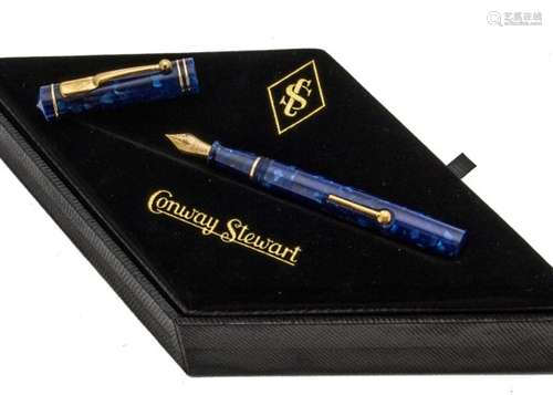 A modern Conway Stewart Dandy fountain pen, in marbled blue, with 18ct gold nib, in diamond shaped