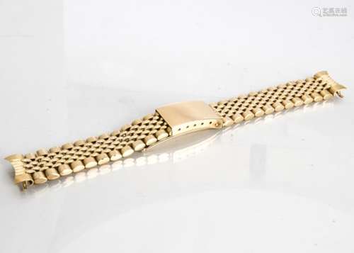 An 18ct gold gate replacement watch strap, of tapered form, with central five link band,