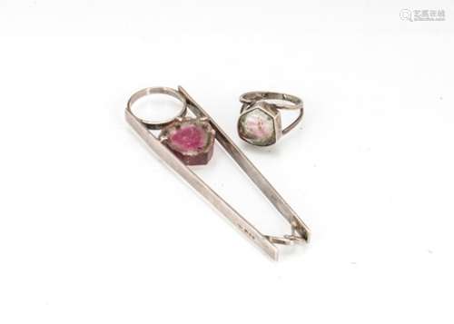 A contemporary silver and tourmaline pendant and ring set, the watermelon tourmaline panels in