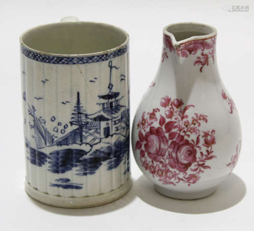 Chinese porcelain jug, late 18th/early 19th century, decorated in pink camieau, with floral