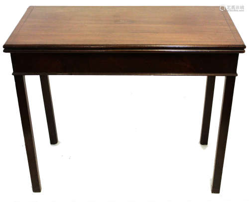 Edwardian mahogany fold-top tea table, the top inlaid with boxwood and ebonised hatched stringing
