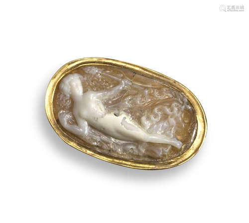 A Renaissance agate cameo depicting a recumbent baccanti