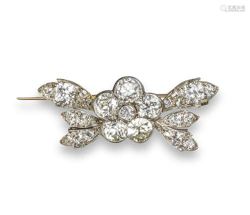 An early 20th century foliate diamond brooch