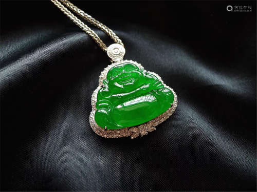 18K WHITE GOLD DIAMOND NATURAL JADEITE BUDDHA PENDANT