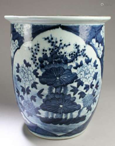 Chinese Blue & White Porcelain Pot