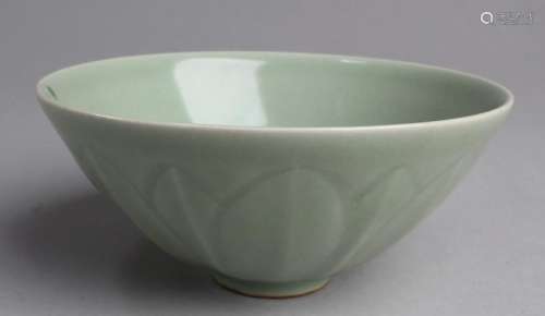 Antique Chinese LongQuan Bowl