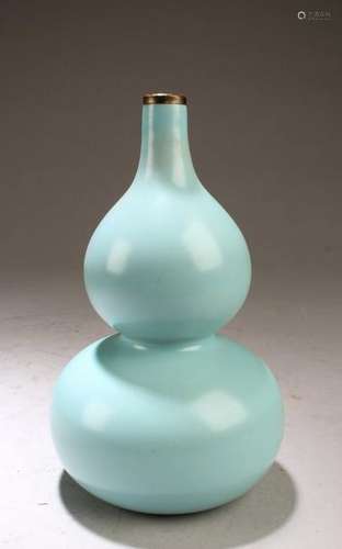 Chinese Porcelain Double Gourd Vase