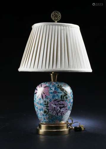 Antique Chinese Porcelain Table Lamp