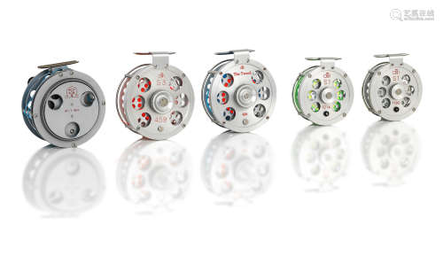 Five Ari T Hart alloy fly reels