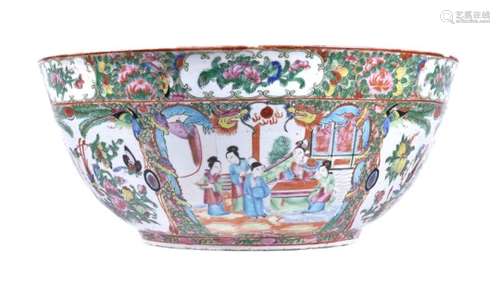 A large Cantonese punch bowl