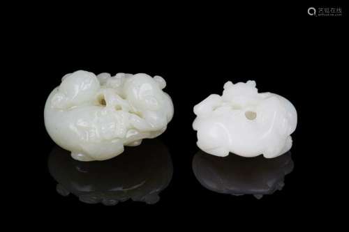 TWO CHINESE JADE CARVED BADGERS GROUP