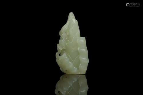 CHINESE JADE CARVED BAMBOO SHOOT