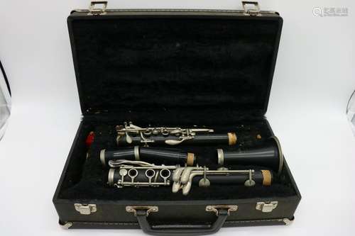 Artley Prelude 18s Clarinet with Case