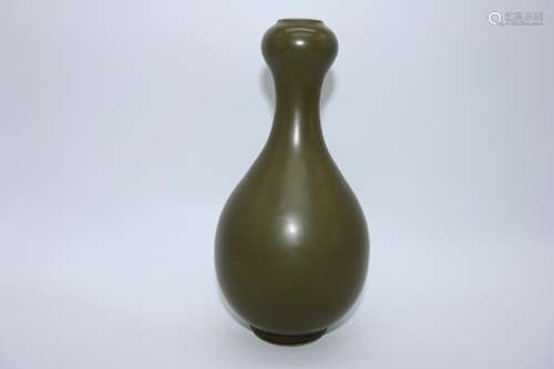 Asian Dark Green Bulb Shaped Vase, Signed