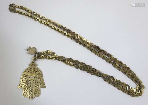 COLLIER RIHANA ornée d'une main de fatma et une to…