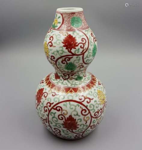 Chinese Ming Style Wucai Porcelain Gourd Vase Heig…