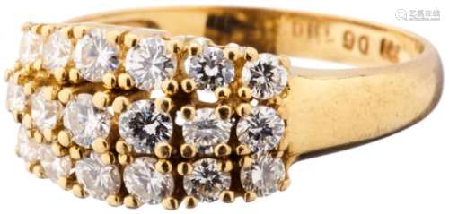 Diamant-RingGelbgold 750. 18 Brillanten, zusammen ca. 1 ct. Ringgrösse 55. 4.4 g.- - -20.00 %