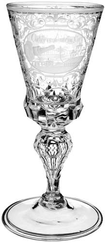 Pokal18. Jh. Farbloses Glas. Hohlgeblasener, facettierter Schaft. Die Kuppa mit Régenceornamentik in