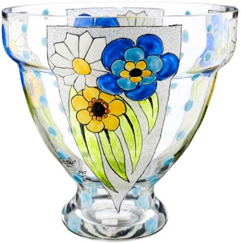 BlumenvaseUm 1930. Farbloses Glas. Polychrome, florale Emailmalerei im Art Déco-Stil. Undeutlich