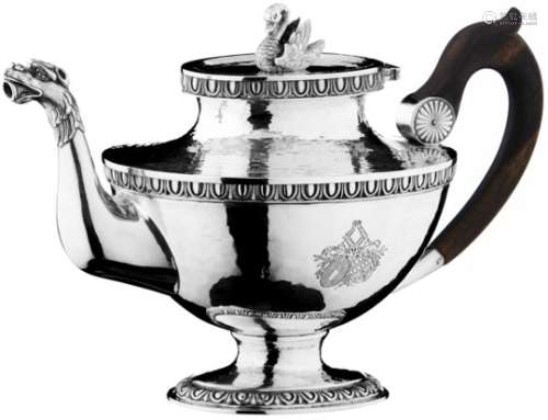 TeekanneBasel, Anfang 20. Jh. Meistermarke Ulrich Sauter. Empirestil. Silber getrieben, gegossen,
