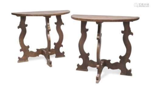 PAIR OF CONSOLES IN WALNUT ELEMENTS OF THE 18TH CENTURY