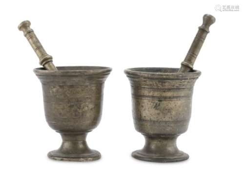 A PAIR OF MORTARS IN BRONZE 18TH CENTURY
