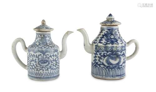 TWO TEAPOTS IN WHITE AND BLUE PORCELAIN CHINA LATE 19TH EARLY 20TH CENTURY