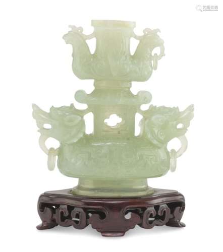 VASE IN JADE CHINA 20TH CENTURY