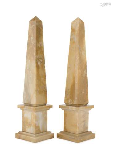 PAIR OF OBELISK MODELS IN YELLOW MARBLE 20TH CENTURY