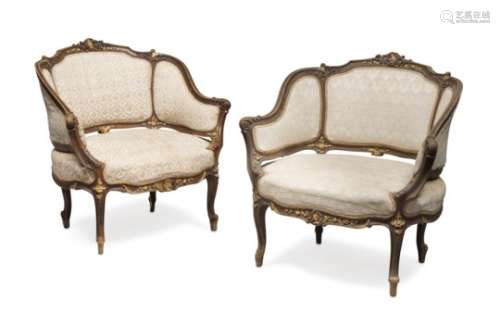 A PAIR OF FIREPLACE ARMCHAIRS IN WALNUT LATE 19TH CENTURY