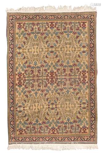 WESTERN PERSIA CARPET EARLY 20TH CENTURY