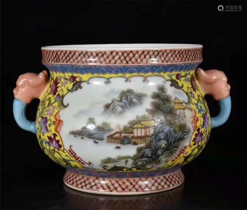 A Pair of Chinese Dou-Cai Glazed Porcelain Cups