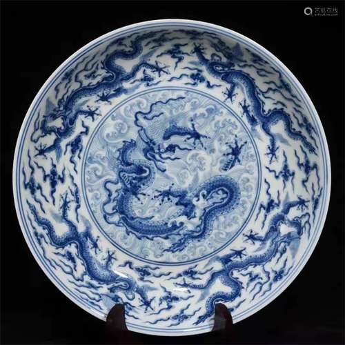 A Chinese Dou-Cai Glazed Porcelain Brush Washer