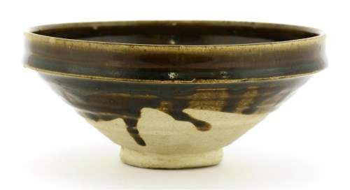 A Chinese Henan kiln black-glazed bowl