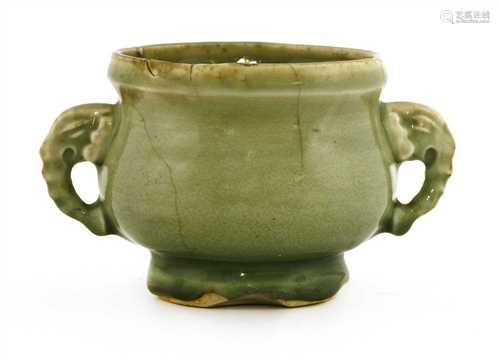 A Chinese wintergreen-glazed censer,