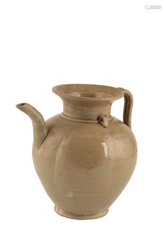 YUEYAO GREEN-GLAZED MELON-SHAPED EWER, FIVE DYNASTIES PERIOD, 10TH CENTURY