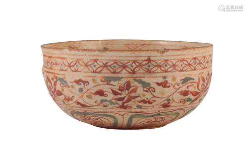 ANNAMESE CIRCULAR BOWL, 16TH CENTURY