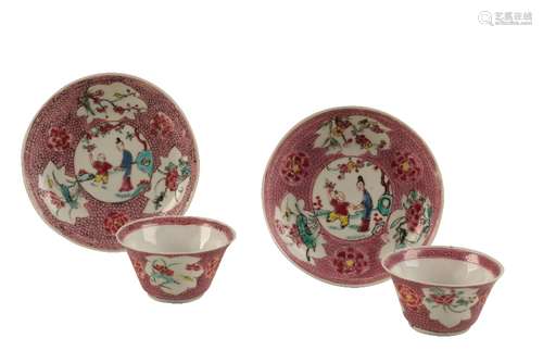 PAIR OF FAMILLE ROSE RED-GROUND 'EGGSHELL' TEABOWLS AND SAUCERS, YONGZHENG / QIANLONG PERIOD